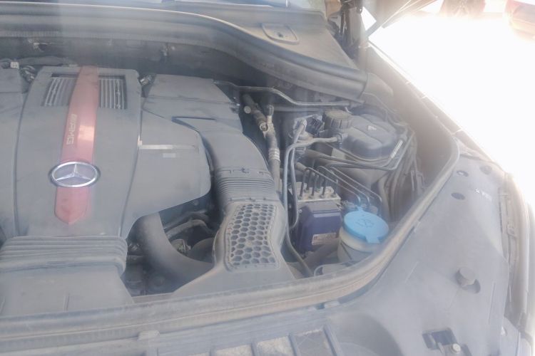 Used Mercedes-Benz GLE AMG  Engine Bay Left