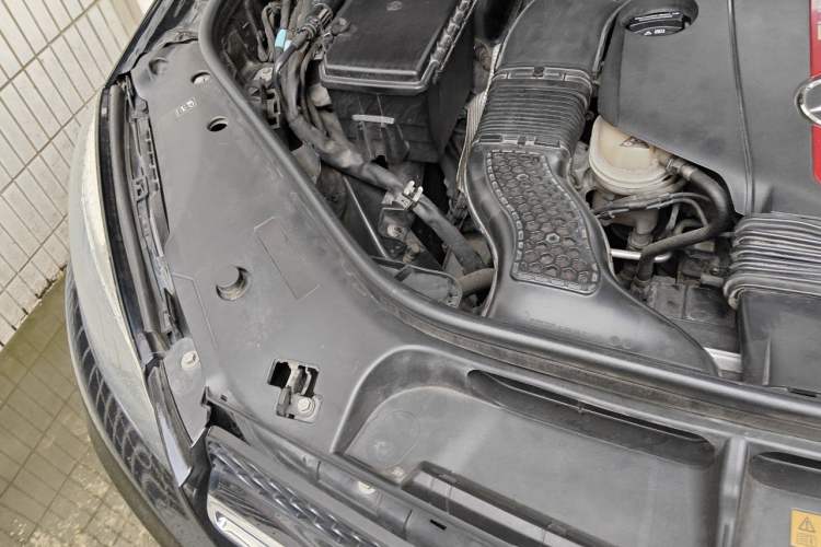 Used Mercedes-Benz GLE AMG 2017 AMG GLE 43 4MATIC Engine Bay Right