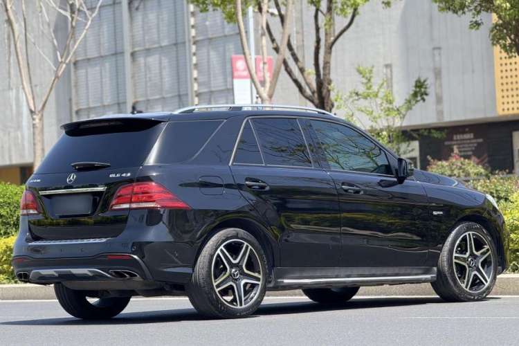 Used Mercedes-Benz GLE AMG 2017 AMG GLE 43 4MATIC Exterior 3