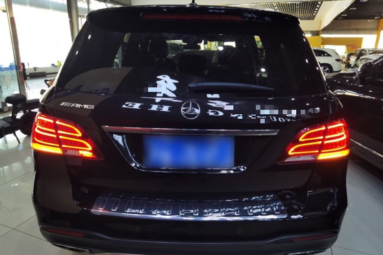 Used Mercedes-Benz GLE AMG 2017 AMG GLE 43 4MATIC Exterior 4