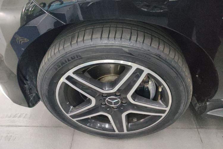 Used Mercedes-Benz GLE AMG 2017 AMG GLE 43 4MATIC Exterior 4