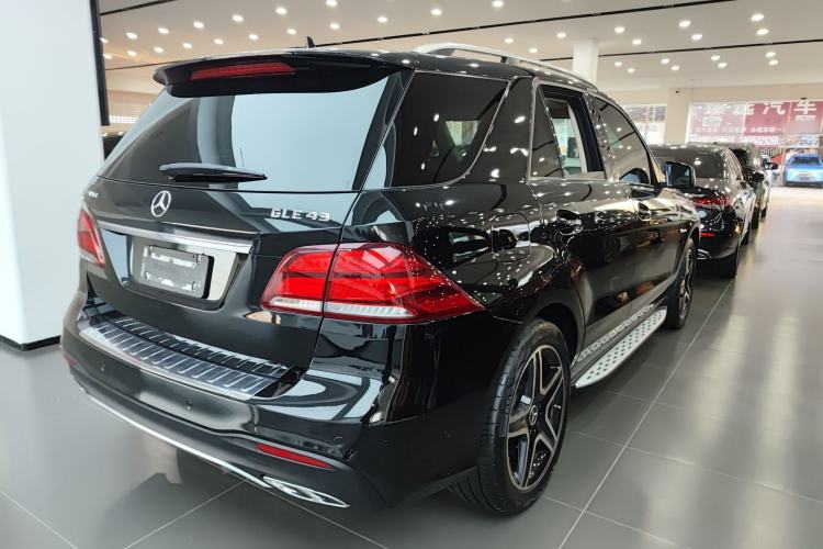 Used Mercedes-Benz GLE AMG 2017 AMG GLE 43 4MATIC Exterior 5