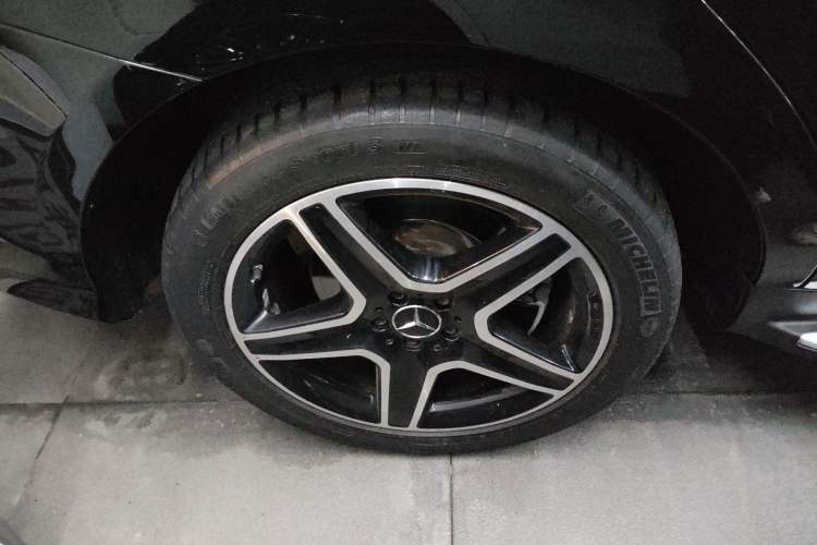 Used Mercedes-Benz GLE AMG 2017 AMG GLE 43 4MATIC Exterior 5