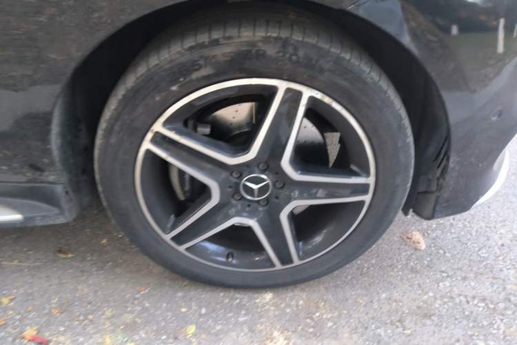 Used Mercedes-Benz GLE AMG 2017 AMG GLE 43 4MATIC Exterior 7