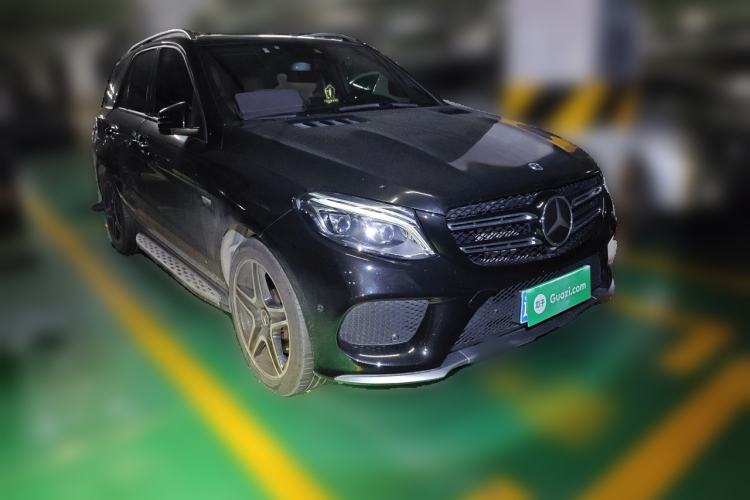 Used Mercedes-Benz GLE AMG 2017 AMG GLE 43 4MATIC Front Right 45 Deg