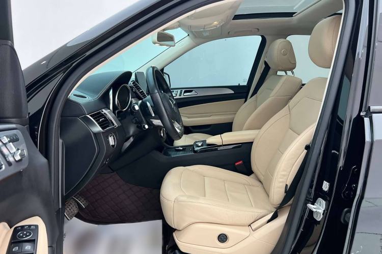Used Mercedes-Benz GLE AMG 2017 AMG GLE 43 4MATIC Interior 5