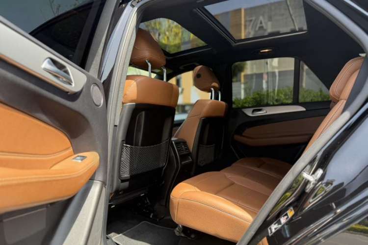 Used Mercedes-Benz GLE AMG 2017 AMG GLE 43 4MATIC Interior 5