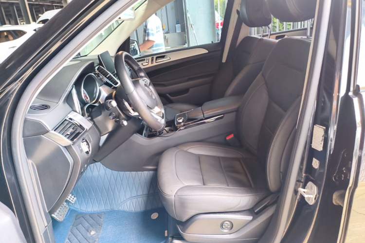 Used Mercedes-Benz GLE AMG 2017 AMG GLE 43 4MATIC Left Front Seat