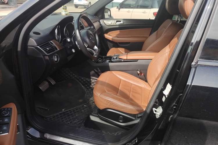 Used Mercedes-Benz GLE AMG 2017 AMG GLE 43 4MATIC Left Front Seat