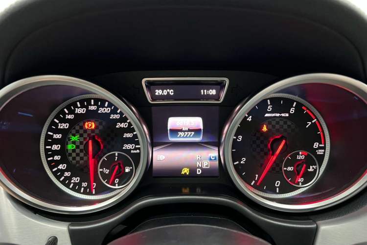Used Mercedes-Benz GLE AMG 2017 AMG GLE 43 4MATIC Odometer Close Up