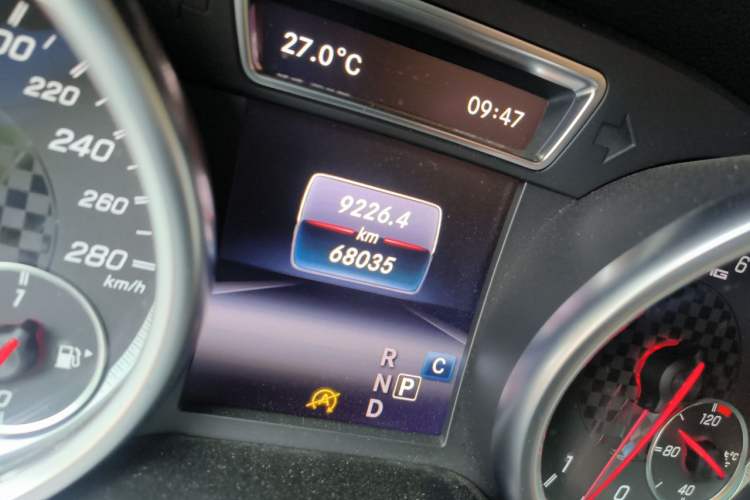Used Mercedes-Benz GLE AMG 2017 AMG GLE 43 4MATIC Odometer Close Up