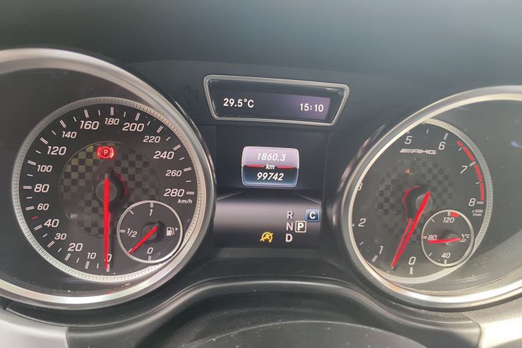 Used Mercedes-Benz GLE AMG 2017 AMG GLE 43 4MATIC Odometer Close Up