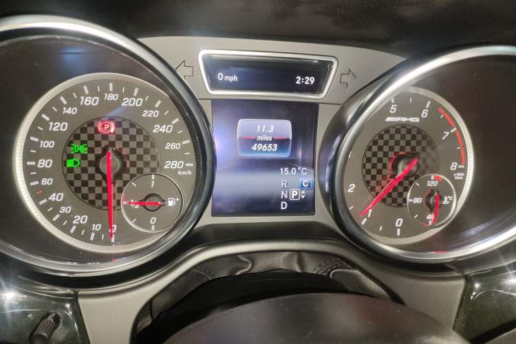 Used Mercedes-Benz GLE AMG 2017 AMG GLE 43 4MATIC Odometer Close Up