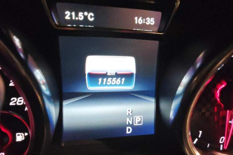 Used Mercedes-Benz GLE AMG 2017 AMG GLE 43 4MATIC Odometer Close Up