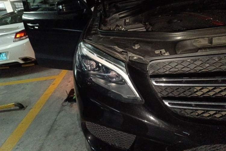 Used Mercedes-Benz GLE AMG 2017 AMG GLE 43 4MATIC Right Front Headlight