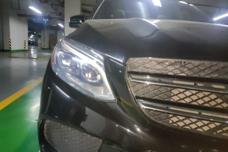 Used Mercedes-Benz GLE AMG 2017 AMG GLE 43 4MATIC Right Front Headlight