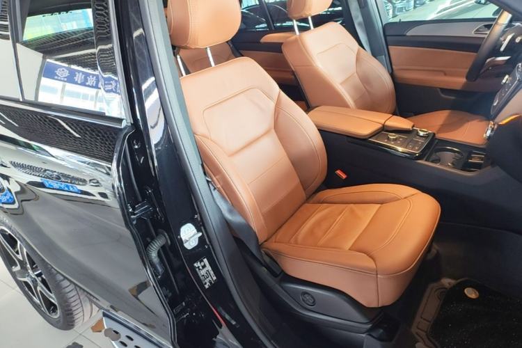 Used Mercedes-Benz GLE AMG 2017 AMG GLE 43 4MATIC Right Front Seat