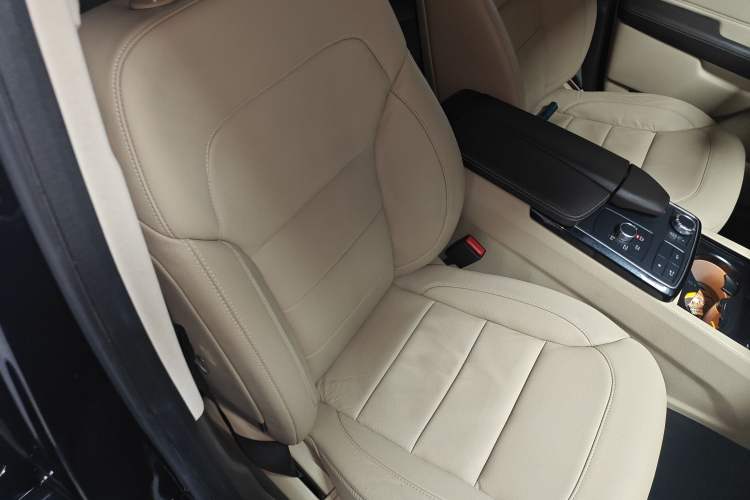 Used Mercedes-Benz GLE AMG 2017 AMG GLE 43 4MATIC Right Front Seat