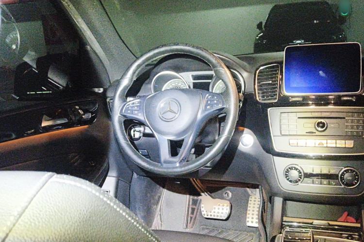 Used Mercedes-Benz GLE AMG  Steering Wheel