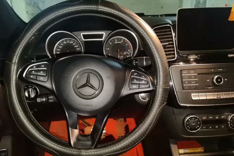 Used Mercedes-Benz GLE AMG 2017 AMG GLE 43 4MATIC Steering Wheel