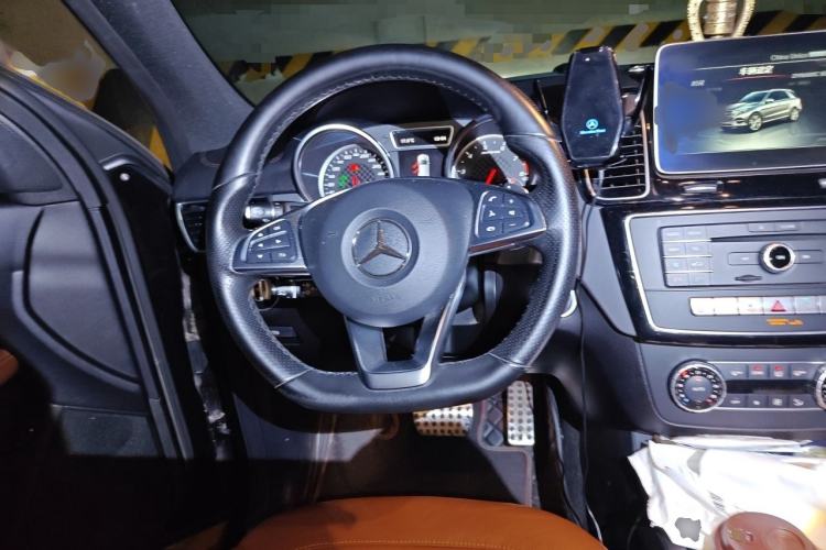 Used Mercedes-Benz GLE AMG 2017 AMG GLE 43 4MATIC Steering Wheel