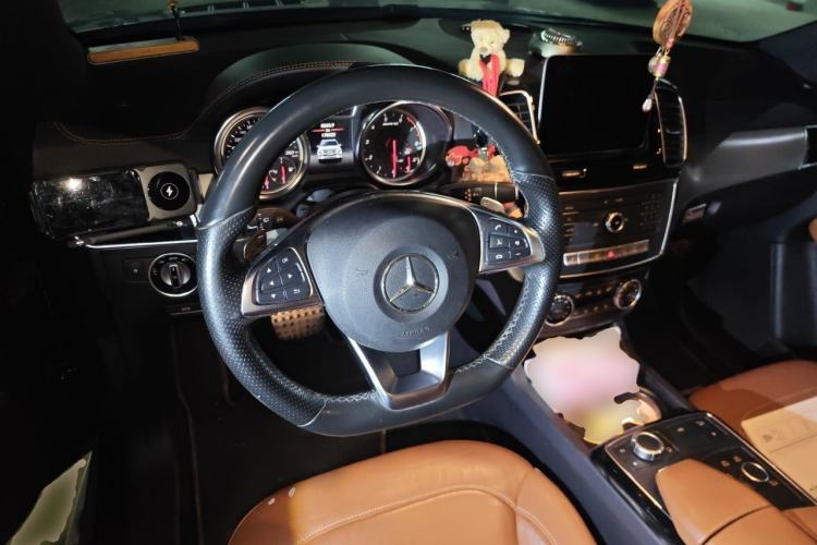 Used Mercedes-Benz GLE AMG 2017 AMG GLE 43 4MATIC Steering Wheel