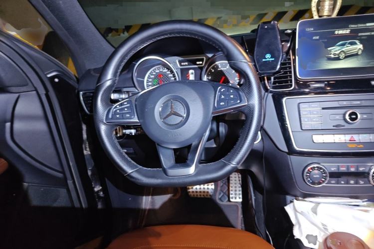 Used Mercedes-Benz GLE AMG 2017 AMG GLE 43 4MATIC Steering Wheel