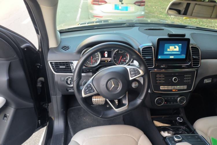 Used Mercedes-Benz GLE AMG 2017 AMG GLE 43 4MATIC Steering Wheel