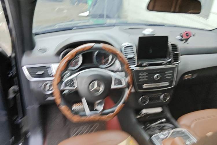 Used Mercedes-Benz GLE AMG 2017 AMG GLE 43 4MATIC Steering Wheel