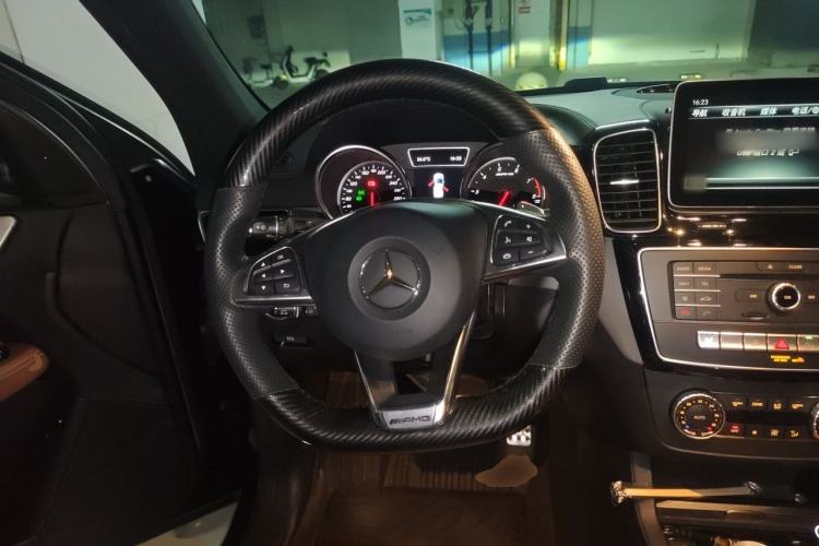 Used Mercedes-Benz GLE AMG 2017 AMG GLE 43 4MATIC Steering Wheel