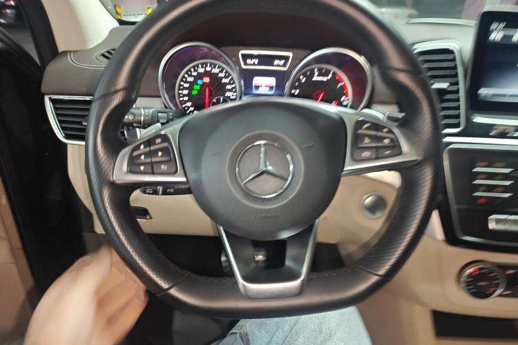 Used Mercedes-Benz GLE AMG 2017 AMG GLE 43 4MATIC Steering Wheel