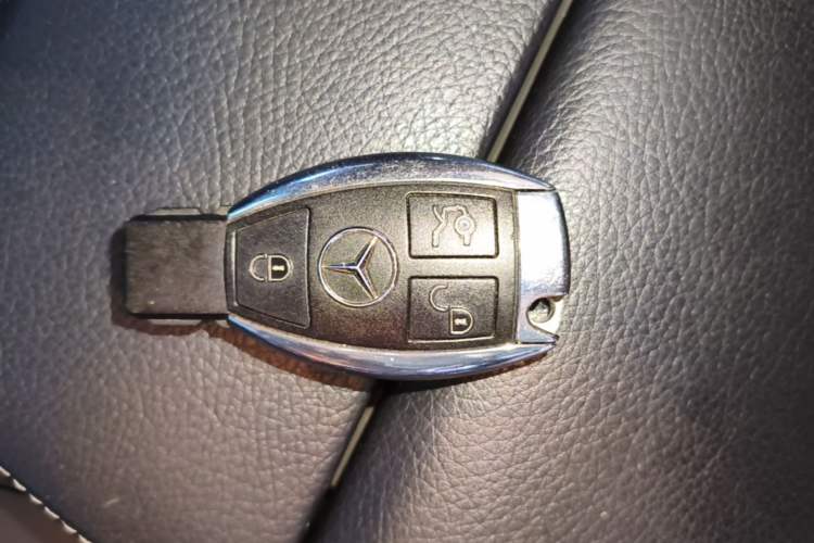 Used Mercedes-Benz GLE AMG 2017 AMG GLE 43 4MATIC Vehicle Key