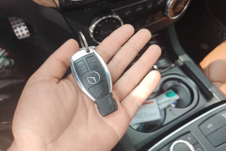 Used Mercedes-Benz GLE AMG 2017 AMG GLE 43 4MATIC Vehicle Key