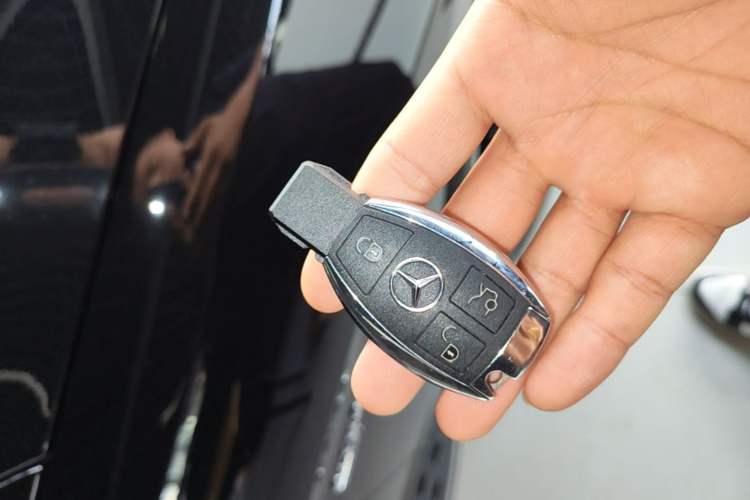 Used Mercedes-Benz GLE AMG 2017 AMG GLE 43 4MATIC Vehicle Key