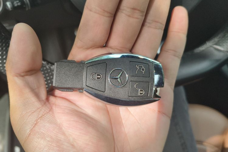 Used Mercedes-Benz GLE AMG 2017 AMG GLE 43 4MATIC Vehicle Key