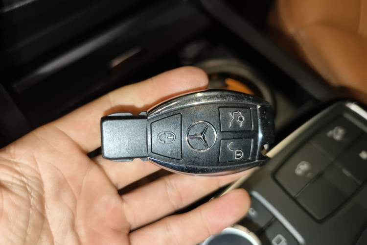 Used Mercedes-Benz GLE AMG 2017 AMG GLE 43 4MATIC Vehicle Key
