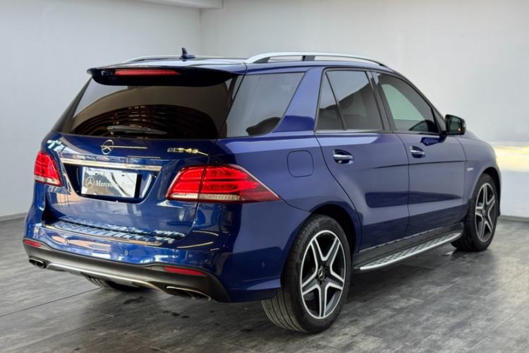 Used Mercedes-Benz GLE AMG 2017 AMG GLE 43 4MATIC Exterior 5