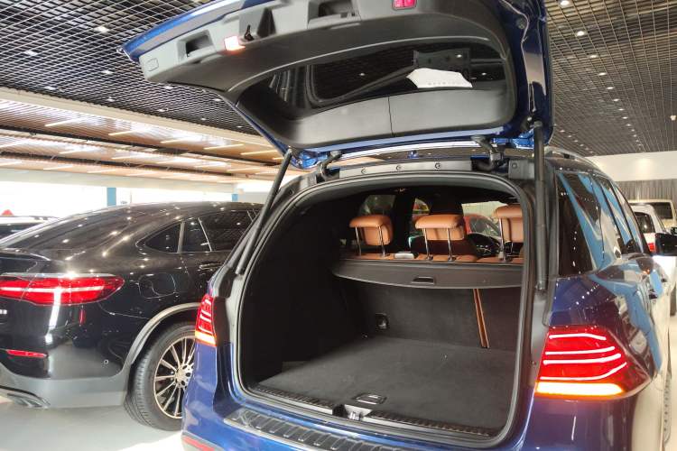 Used Mercedes-Benz GLE AMG 2017 AMG GLE 43 4MATIC Trunk