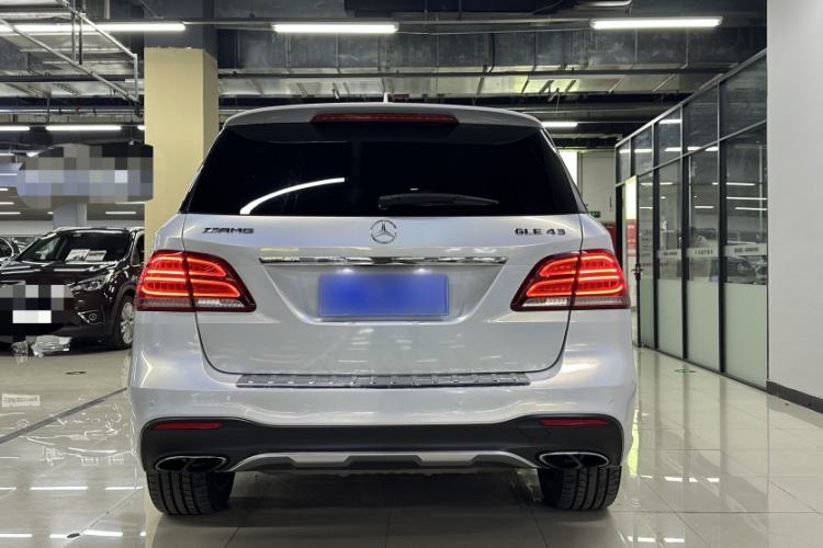 Used Mercedes-Benz GLE AMG 2017 AMG GLE 43 4MATIC Exterior 4