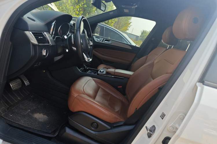 Used Mercedes-Benz GLE AMG 2017 AMG GLE 43 4MATIC Left Front Seat