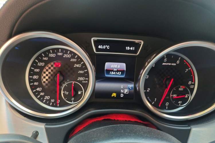 Used Mercedes-Benz GLE AMG 2017 AMG GLE 43 4MATIC Odometer Close Up