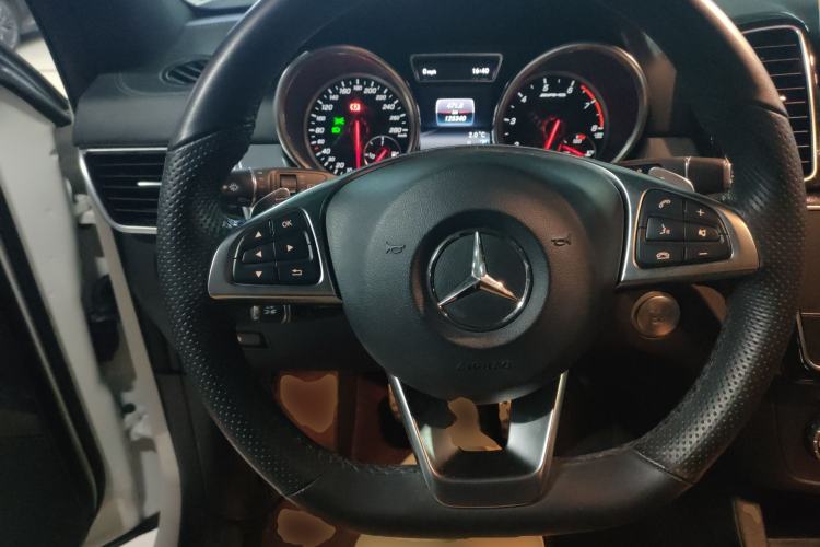 Used Mercedes-Benz GLE AMG 2017 AMG GLE 43 4MATIC Steering Wheel