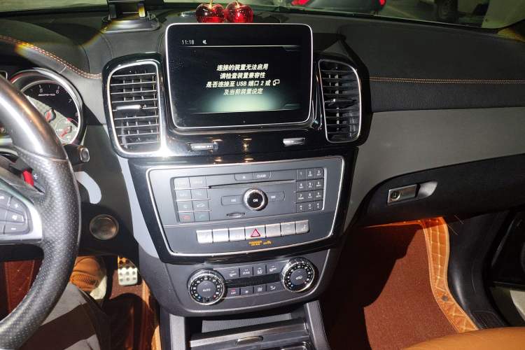 Used Mercedes-Benz GLE AMG 2017 AMG GLE 43 4MATIC Audio And AC Panel