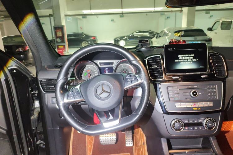 Used Mercedes-Benz GLE AMG 2017 AMG GLE 43 4MATIC Steering Wheel
