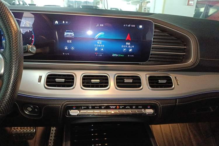 Used Mercedes-Benz GLE AMG 2020 AMG GLE 53 4MATIC+ Audio And AC Panel