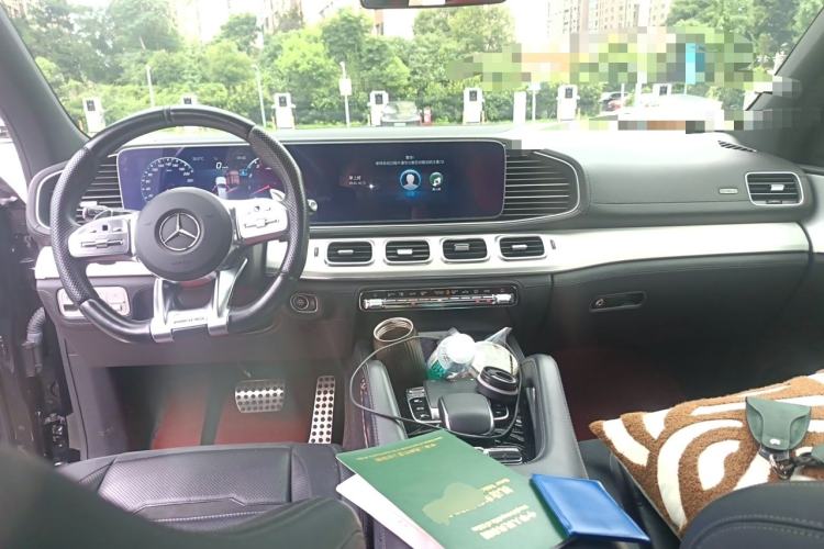 Used Mercedes-Benz GLE AMG 2020 AMG GLE 53 4MATIC+ Center Console