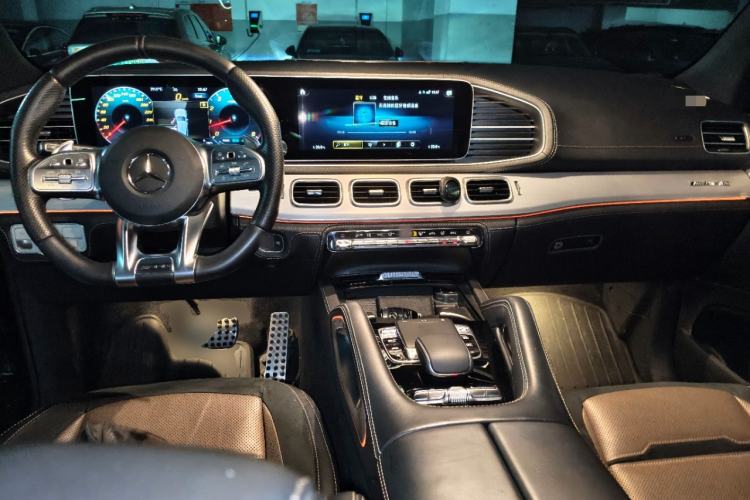Used Mercedes-Benz GLE AMG 2020 AMG GLE 53 4MATIC+ Center Console