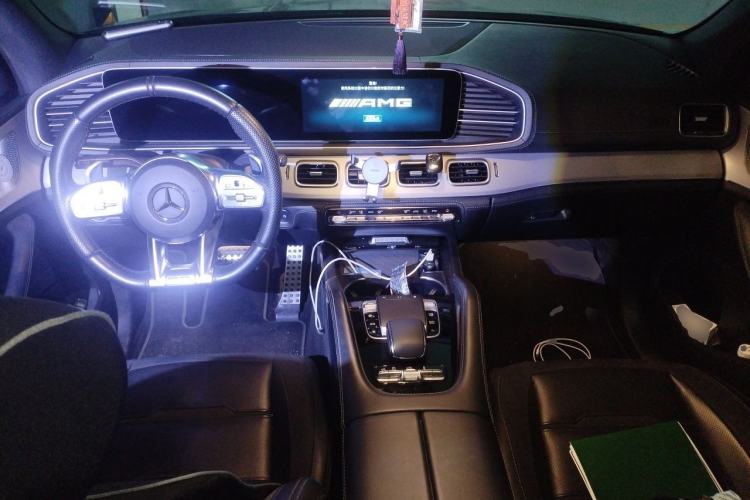 Used Mercedes-Benz GLE AMG 2020 AMG GLE 53 4MATIC+ Center Console