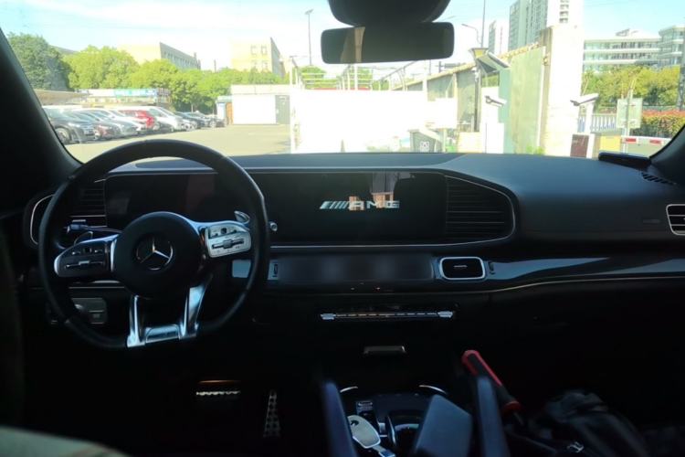 Used Mercedes-Benz GLE AMG 2020 AMG GLE 53 4MATIC+ Center Console