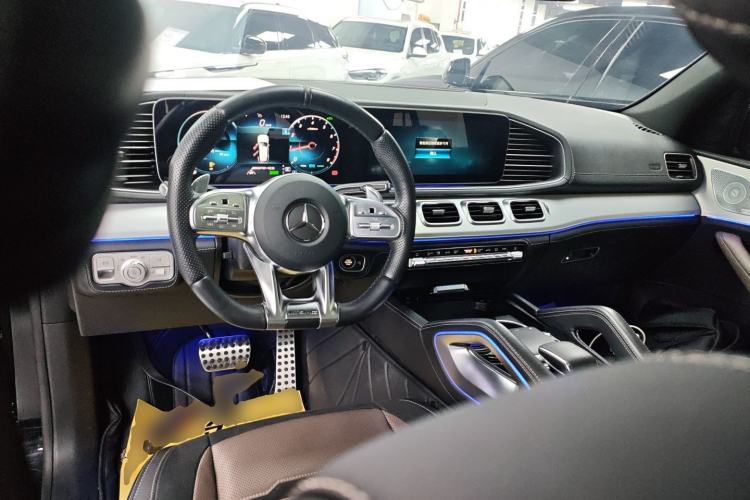 Used Mercedes-Benz GLE AMG 2020 AMG GLE 53 4MATIC+ Center Console